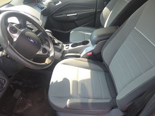2014 Ford Escape SE - Interior Front Seat Image